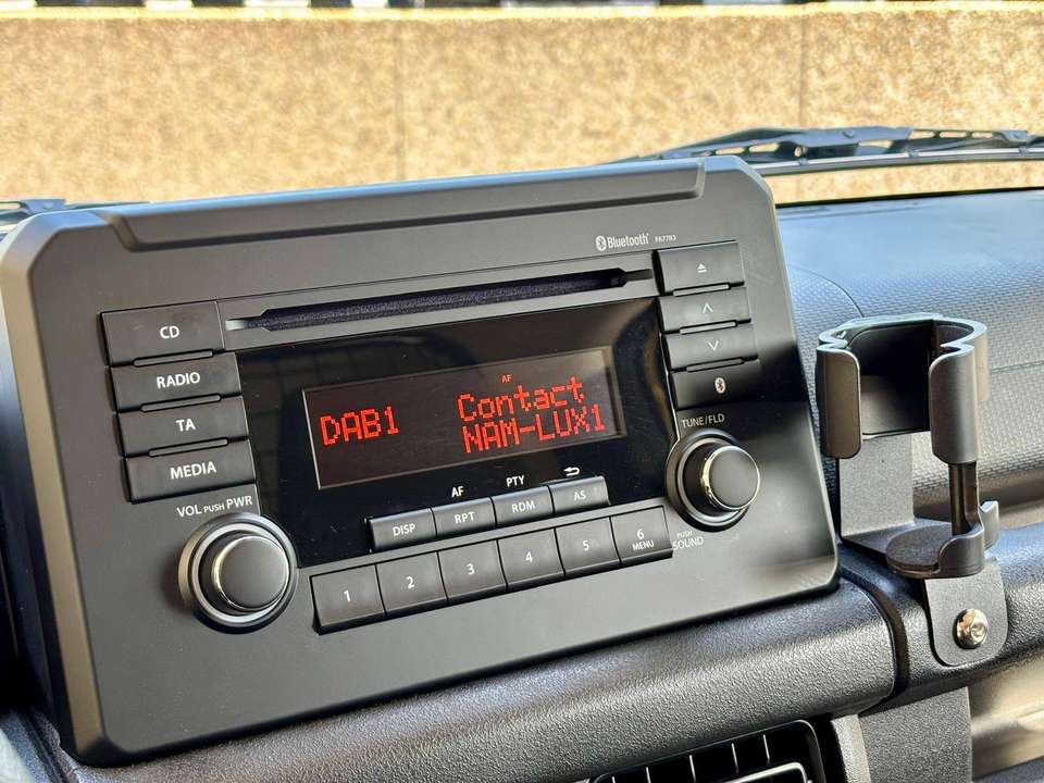 Suzuki Jimny - Imagem 9
