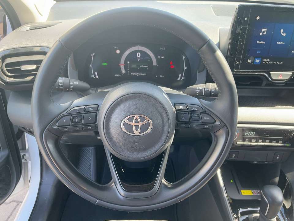 Toyota Yaris - Imagem 14