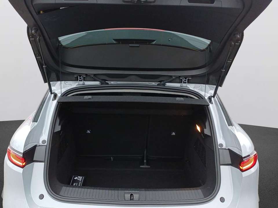 Renault Megane E-Tech - Imagem 8