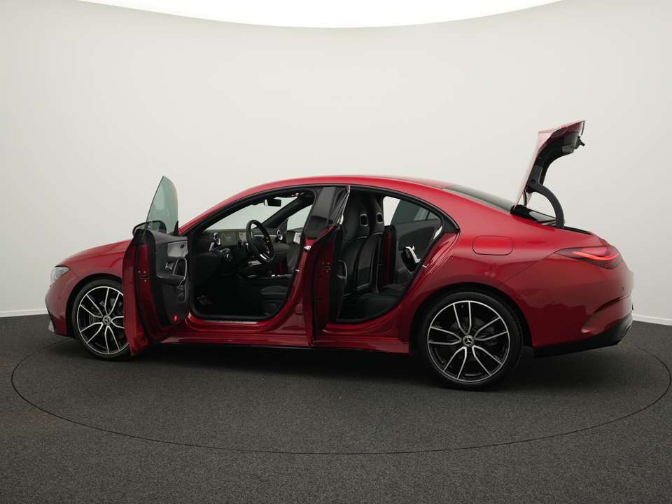 Mercedes-Benz CLA 200 - Imagem 14