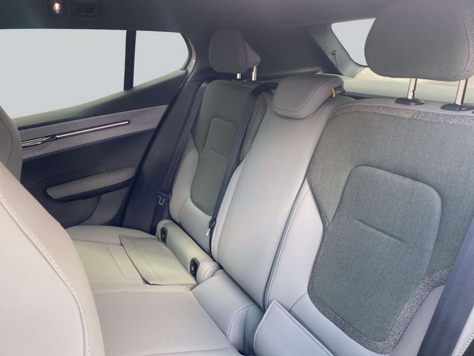 Volvo EX30 - Imagem 10