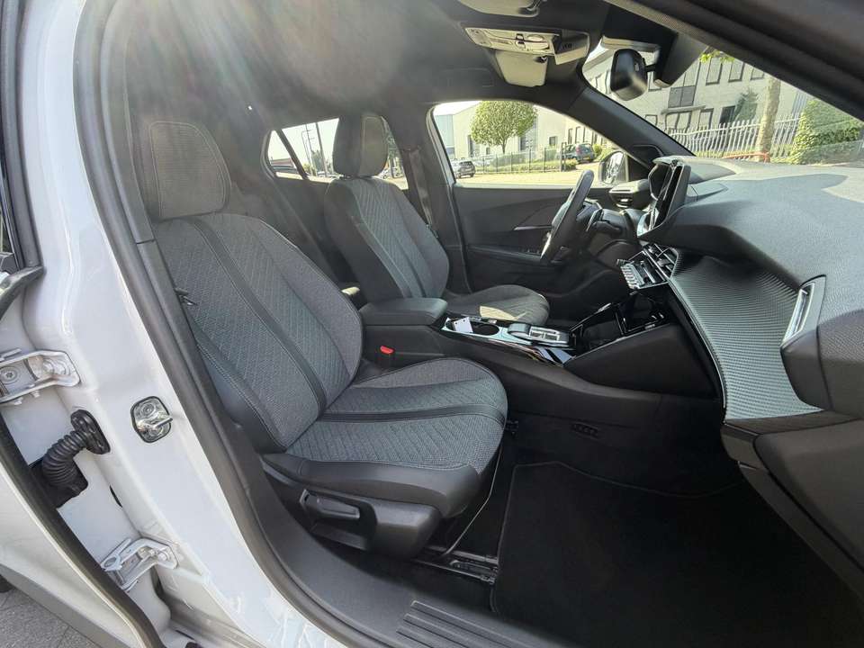 Peugeot 2008 - Imagem 14
