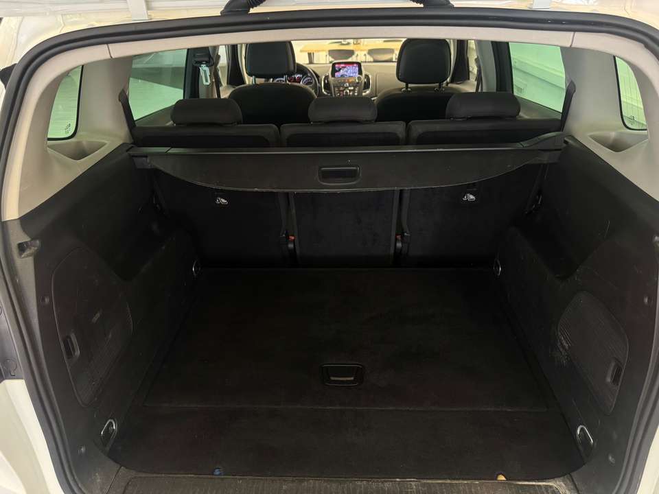 Opel Zafira Tourer - Imagem 13