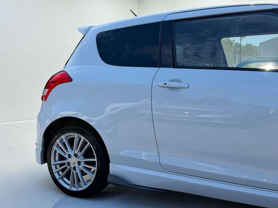 Suzuki Swift - Imagem 7