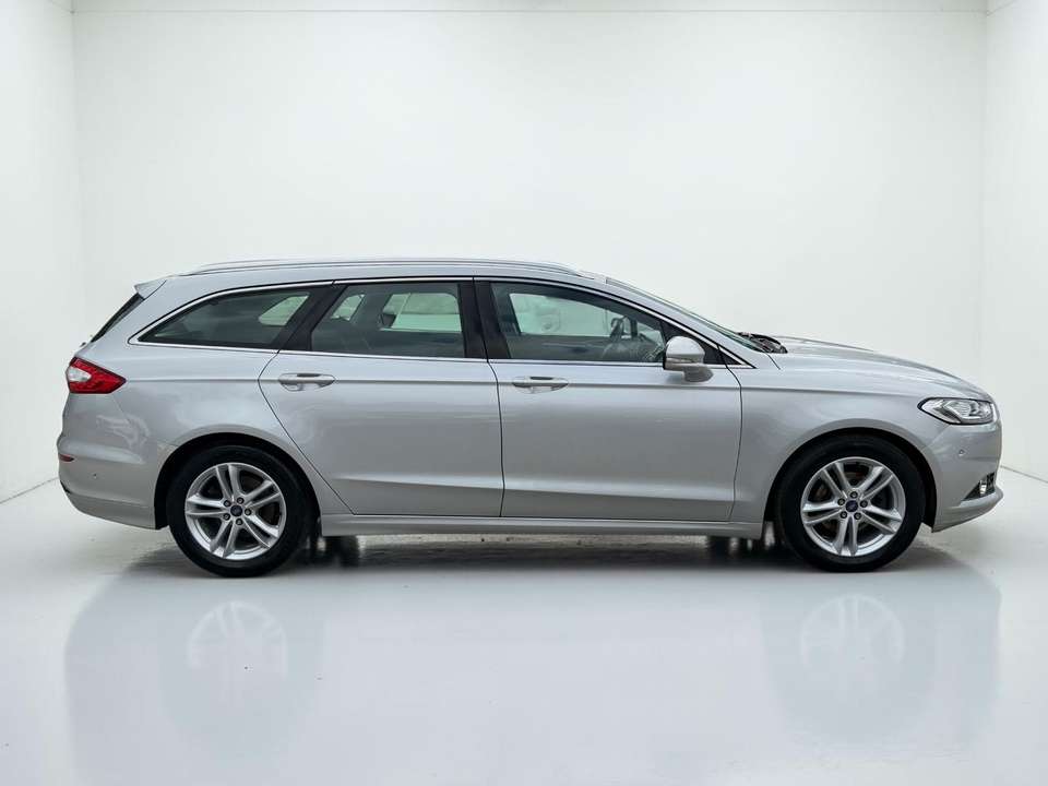 Ford Mondeo - Imagem 5