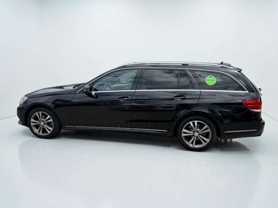 Mercedes-Benz E 200 - Imagem 11