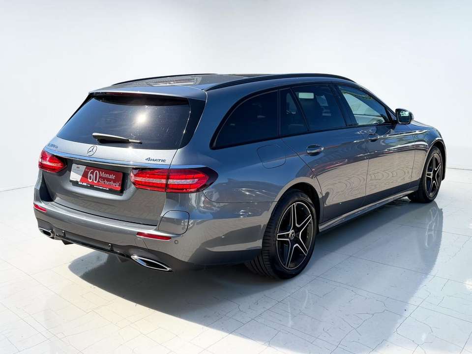 Mercedes-Benz E 300 - Imagem 7