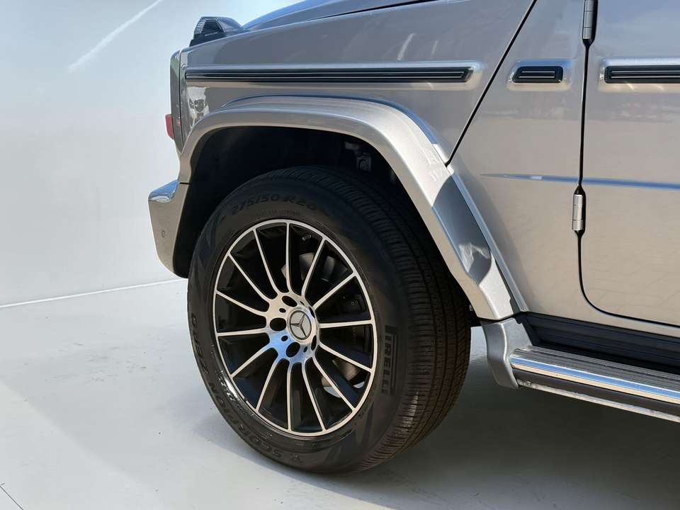 Mercedes-Benz G 350 - Imagem 13