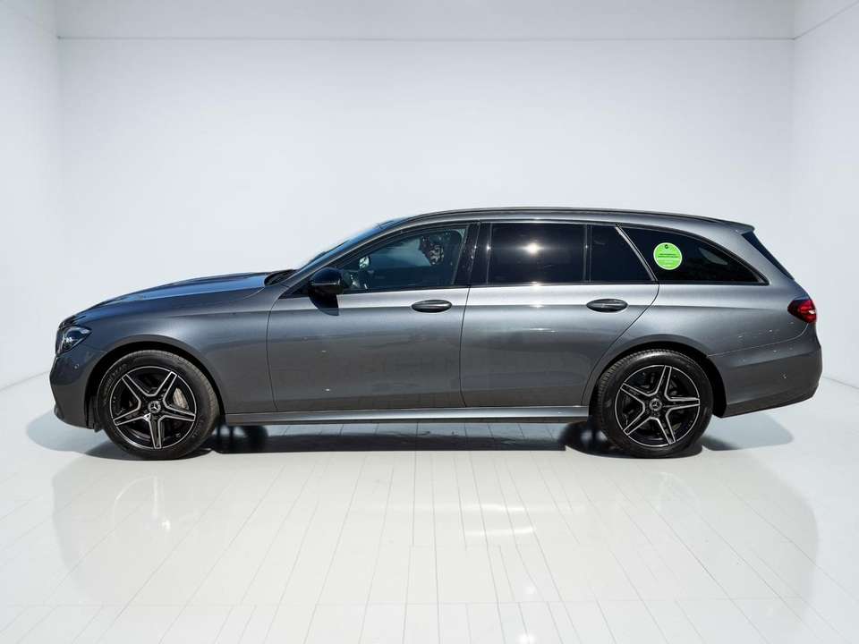 Mercedes-Benz E 300 - Imagem 10