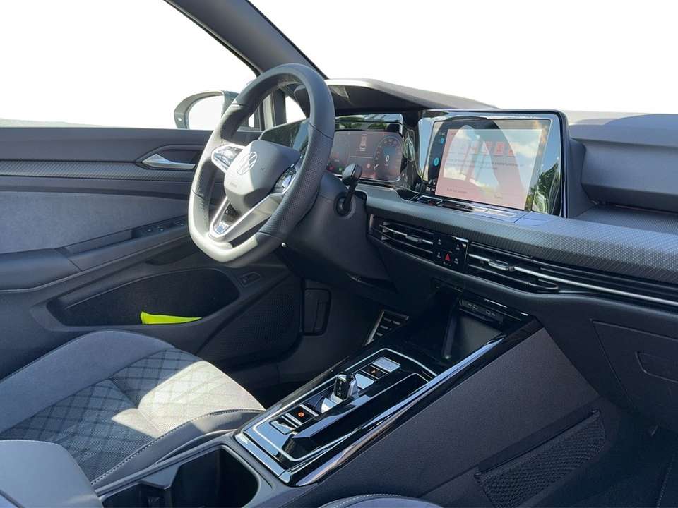 Volkswagen Golf Variant - Imagem 10