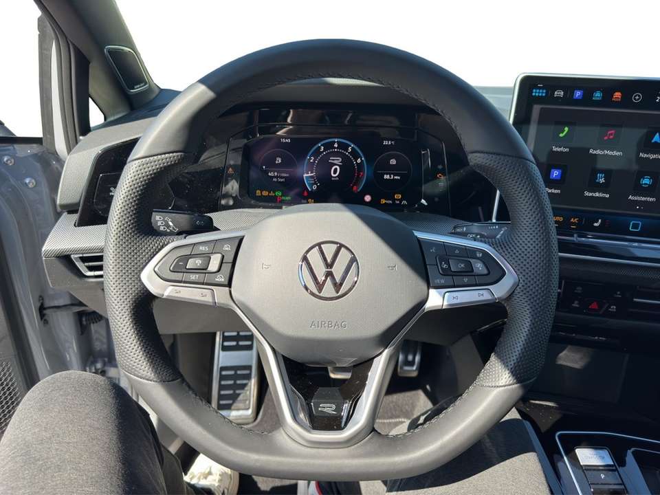 Volkswagen Golf - Imagem 13