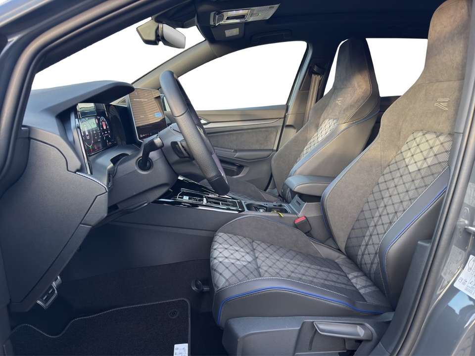 Volkswagen Golf Variant - Imagem 11