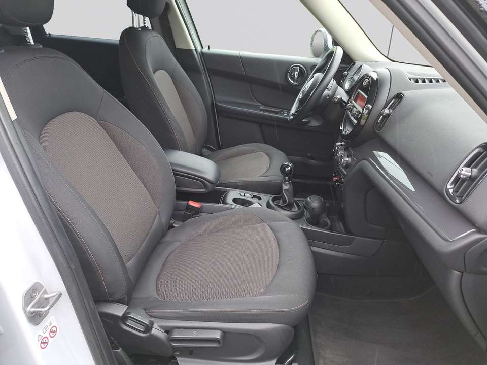MINI One Countryman - Imagem 8