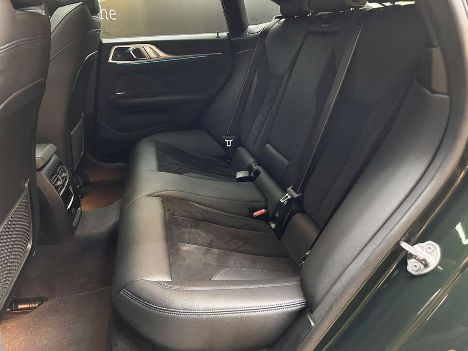 BMW i4 - Imagem 10