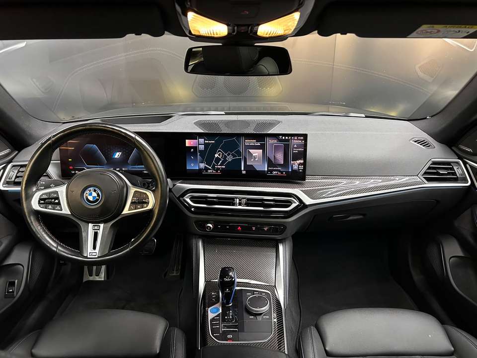 BMW i4 - Imagem 13
