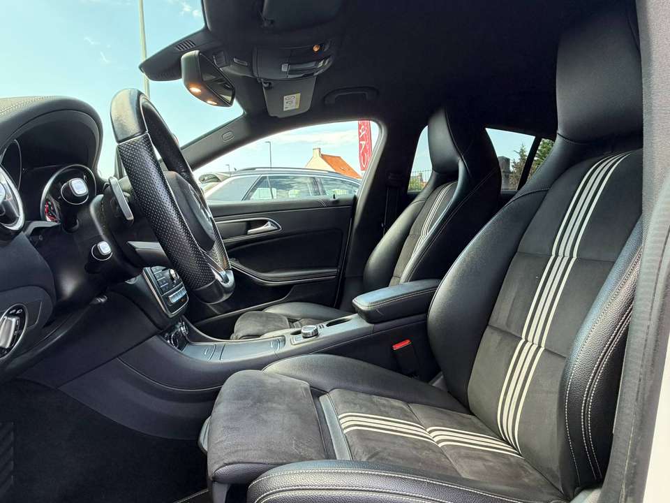 Mercedes-Benz CLA 180 - Imagem 10