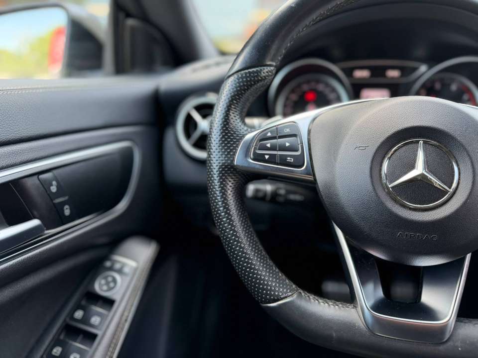 Mercedes-Benz CLA 180 - Imagem 19