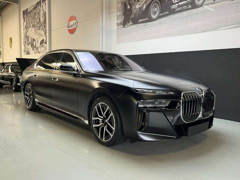 BMW i7 - Imagem 1