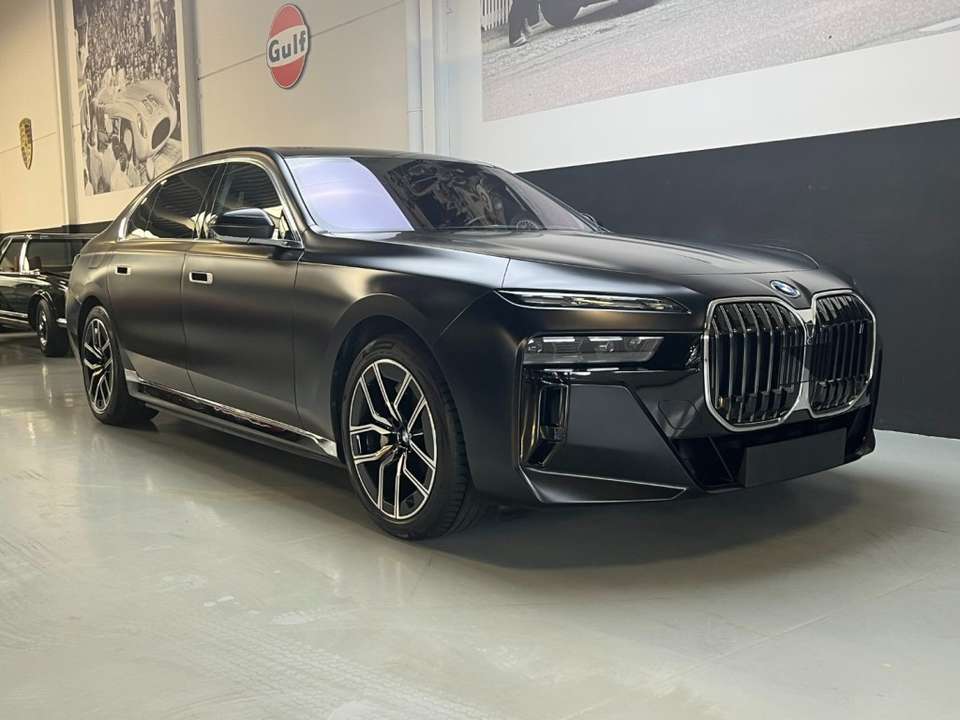 BMW i7 - Imagem 2