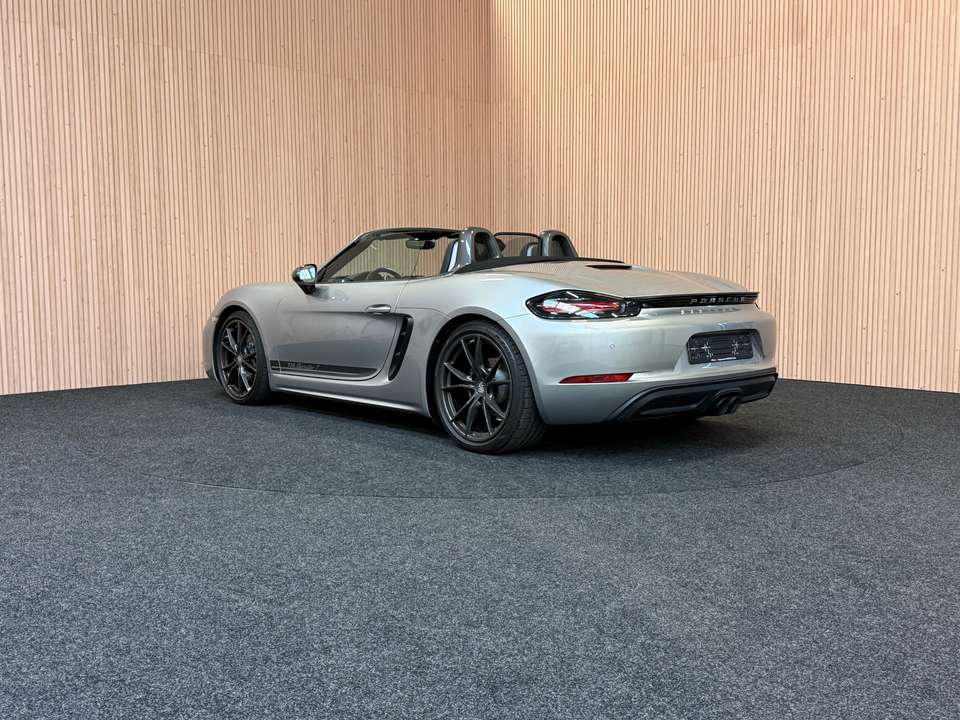 Porsche 718 - Imagem 3