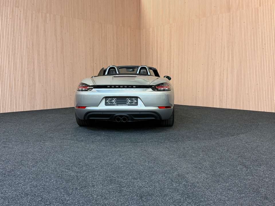Porsche 718 - Imagem 4