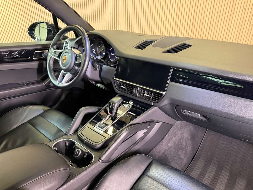 Porsche Cayenne - Imagem 9