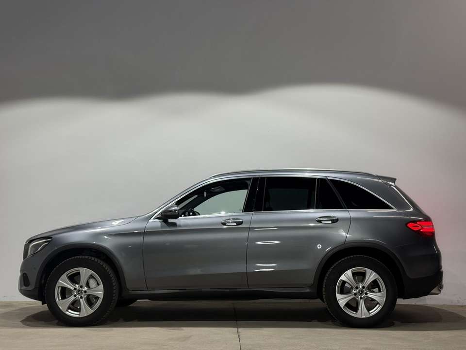Mercedes-Benz GLC 220 - Imagem 9
