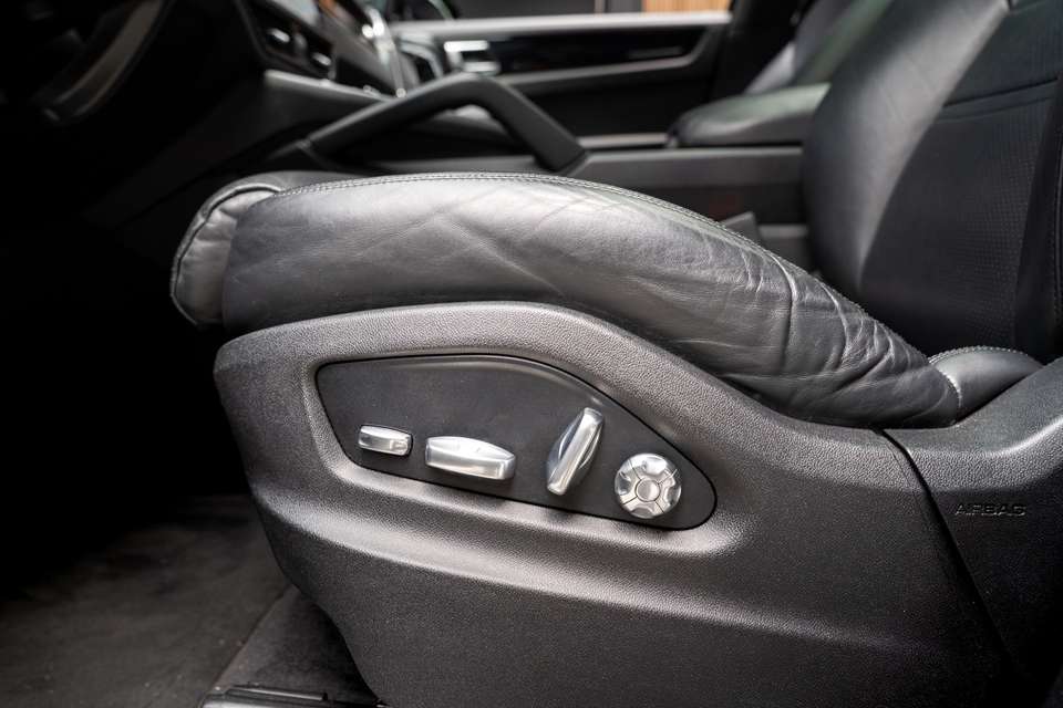 Porsche Cayenne - Imagem 11