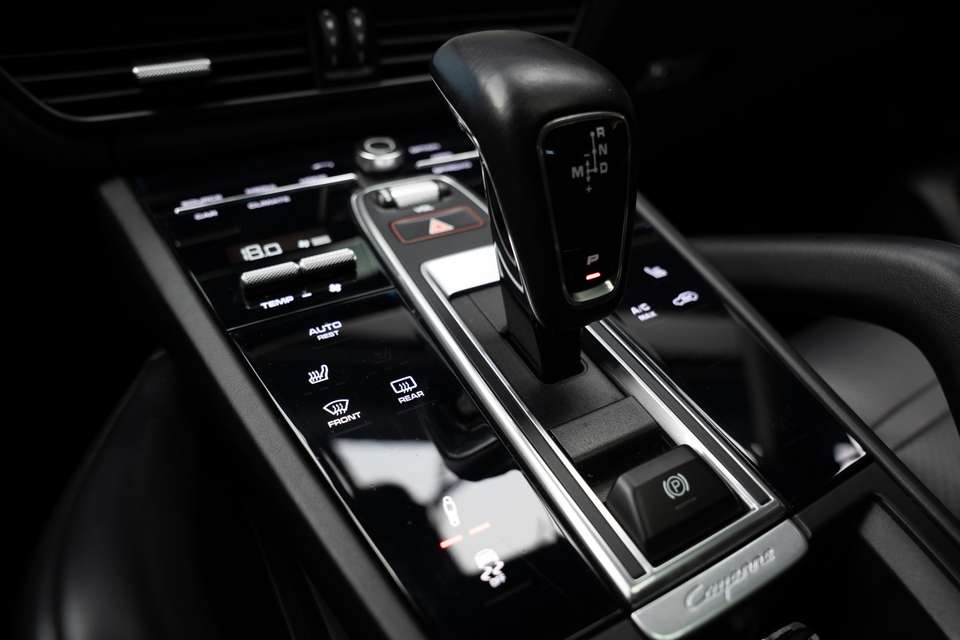 Porsche Cayenne - Imagem 17