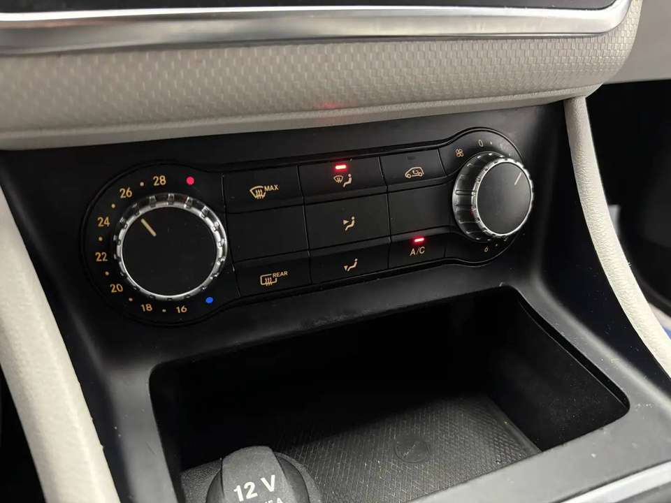 Mercedes-Benz A 180 - Imagem 11