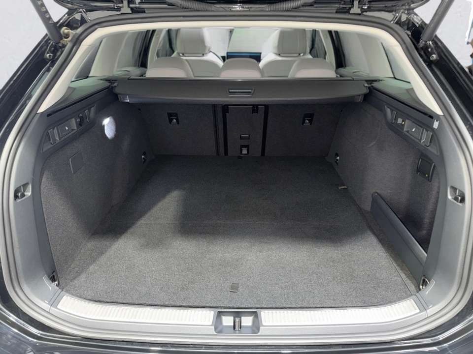 Volkswagen Passat Variant - Imagem 8