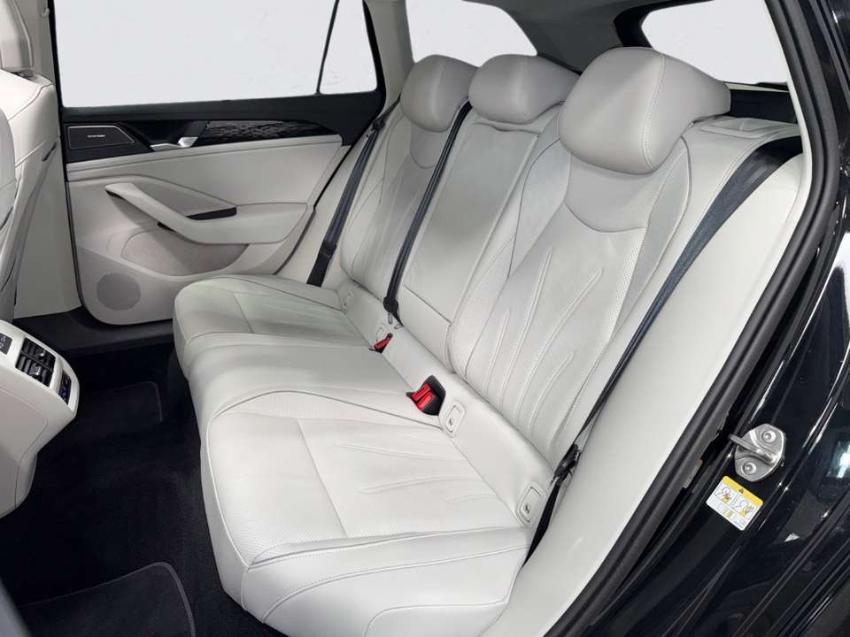 Volkswagen Passat Variant - Imagem 11