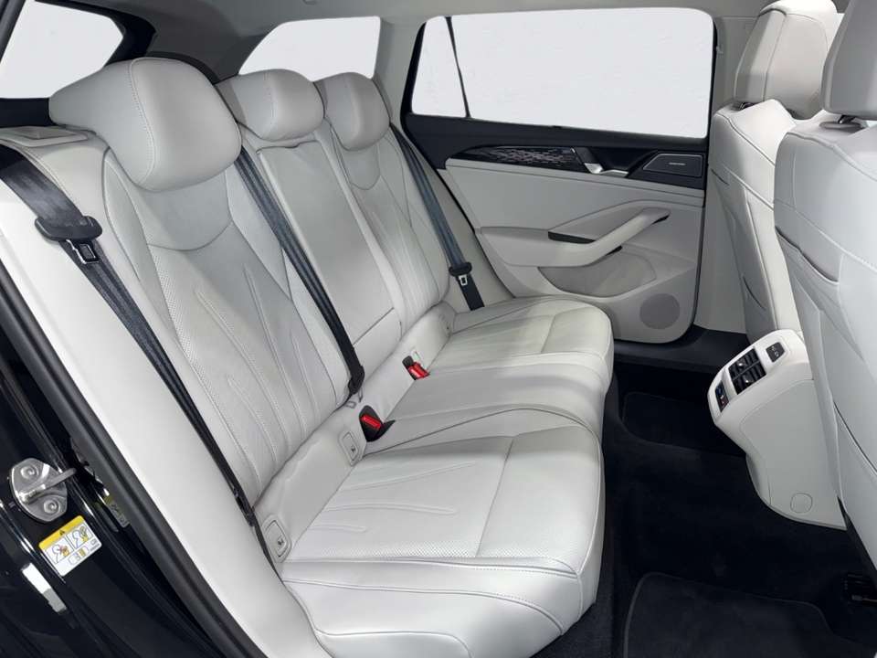 Volkswagen Passat Variant - Imagem 12