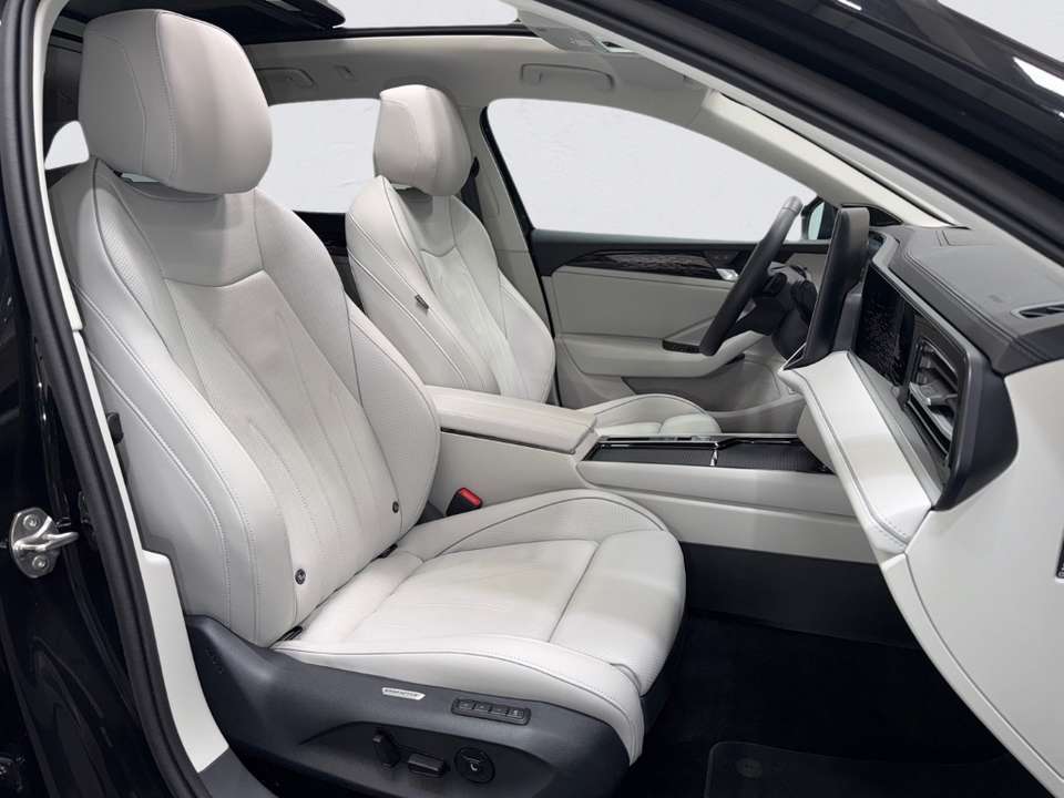 Volkswagen Passat Variant - Imagem 13