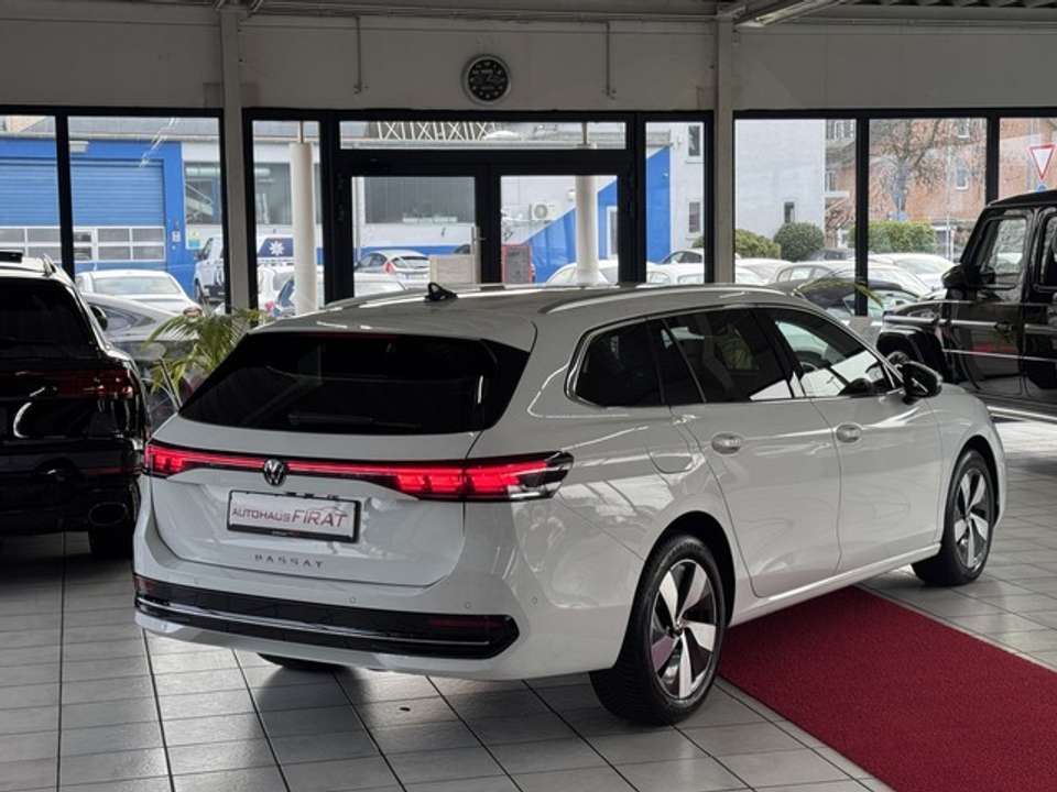 Volkswagen Passat - Imagem 5