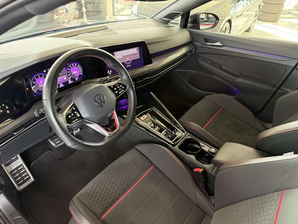 Volkswagen Golf - Imagem 13