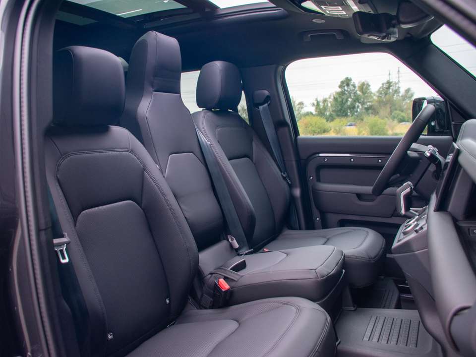 Land Rover Defender - Imagem 7