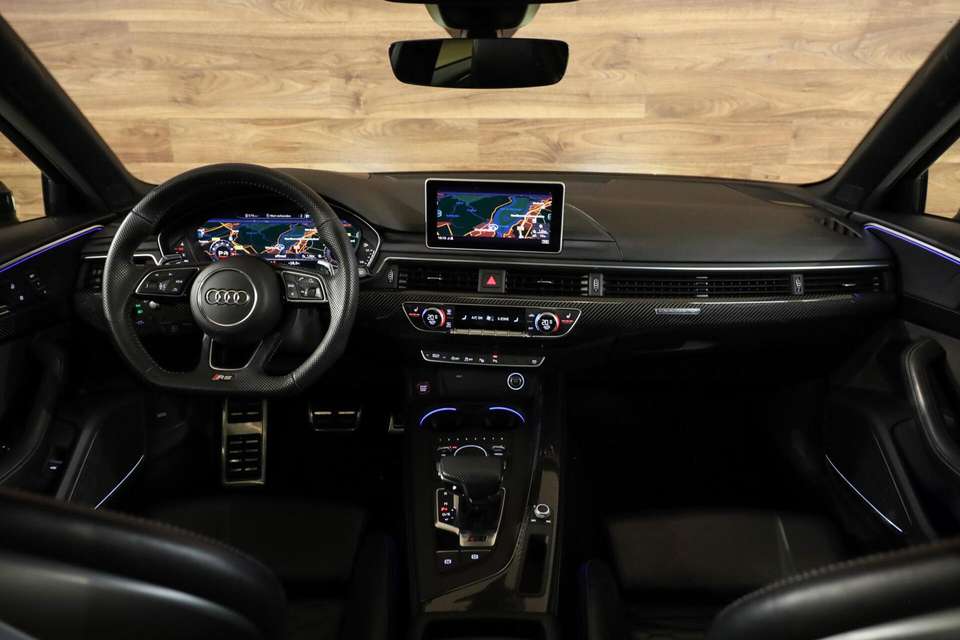 Audi RS4 - Imagem 3