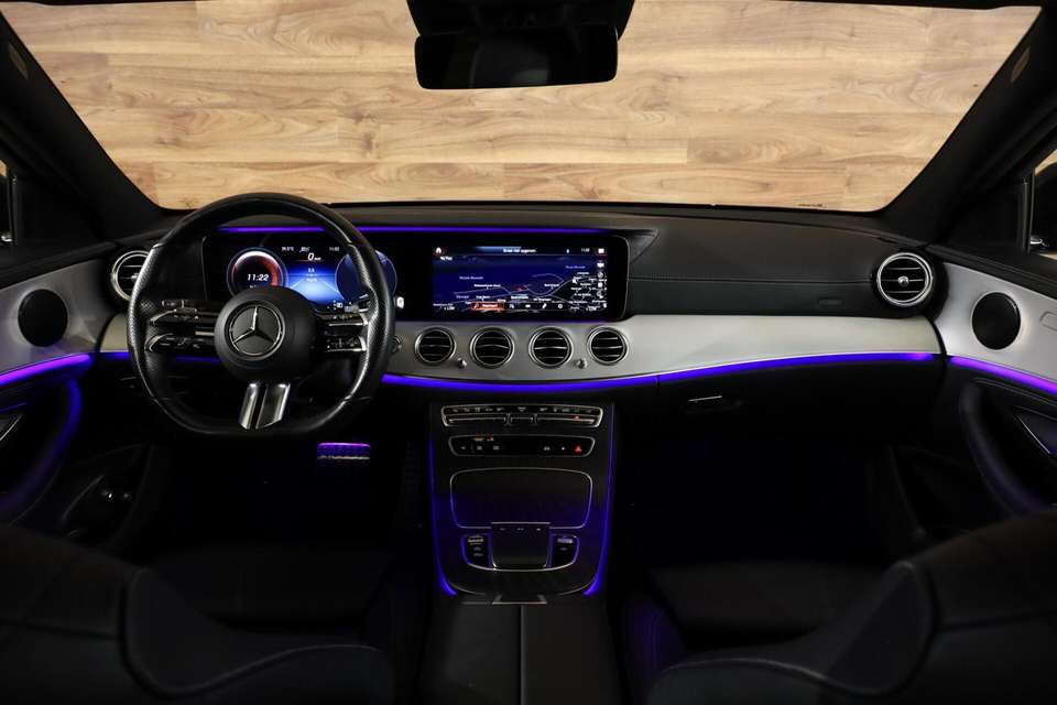 Mercedes-Benz E 300 - Imagem 3