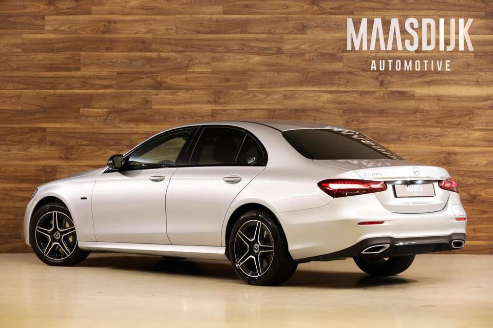 Mercedes-Benz E 300 - Imagem 12