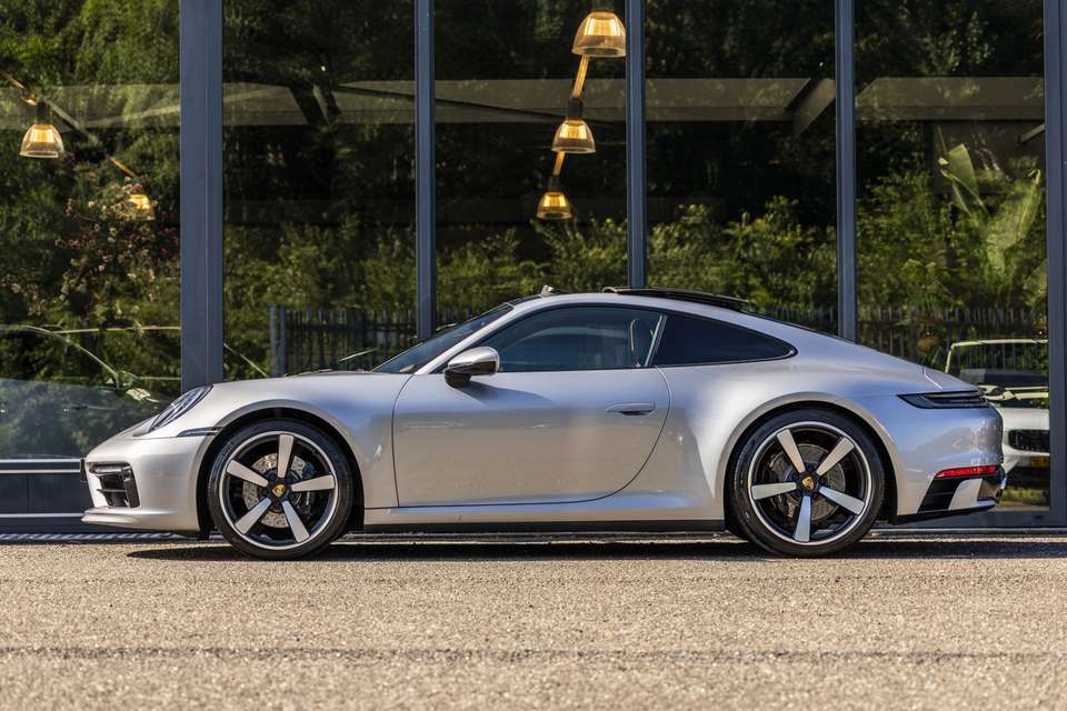 Porsche 992 - Imagem 6