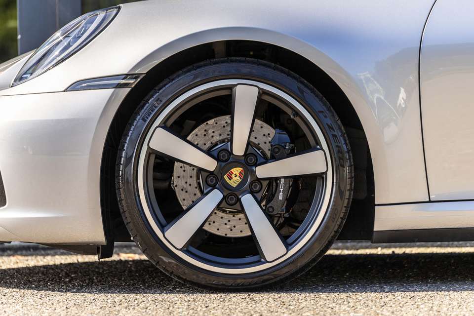 Porsche 992 - Imagem 7