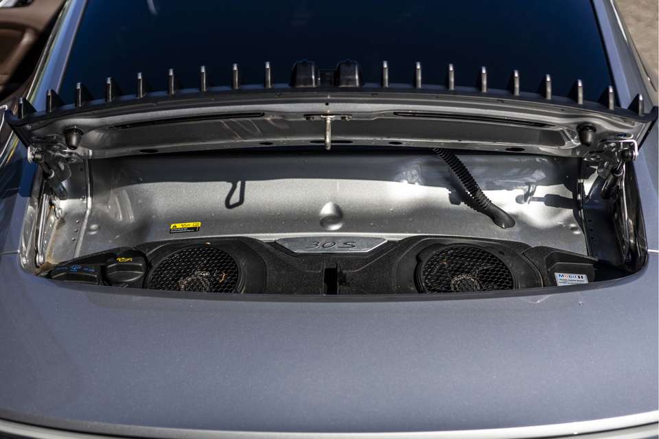 Porsche 992 - Imagem 14