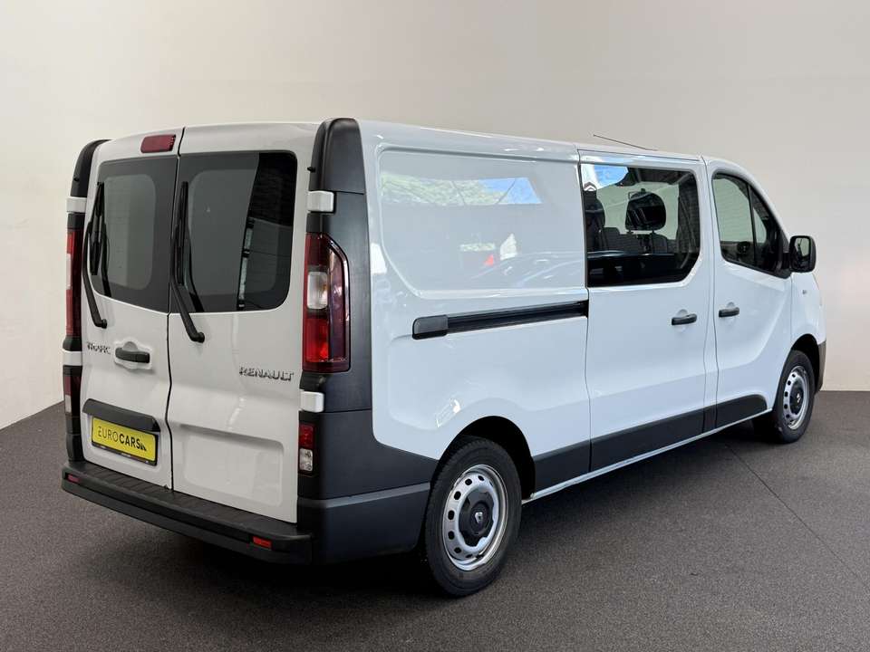 Renault Trafic - Imagem 10