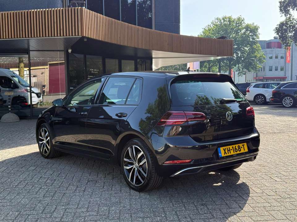 Volkswagen e-Golf - Imagem 5