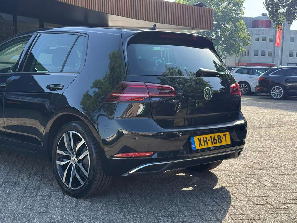 Volkswagen e-Golf - Imagem 12