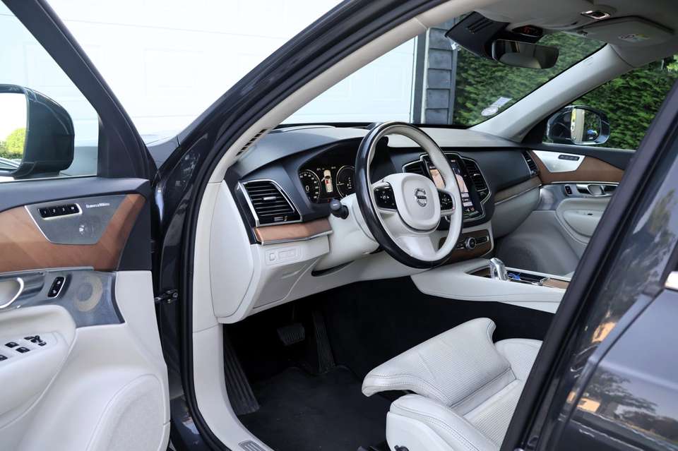 Volvo XC90 - Imagem 8