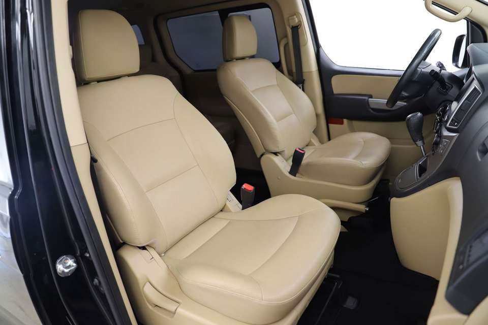 Hyundai H-1 - Imagem 10