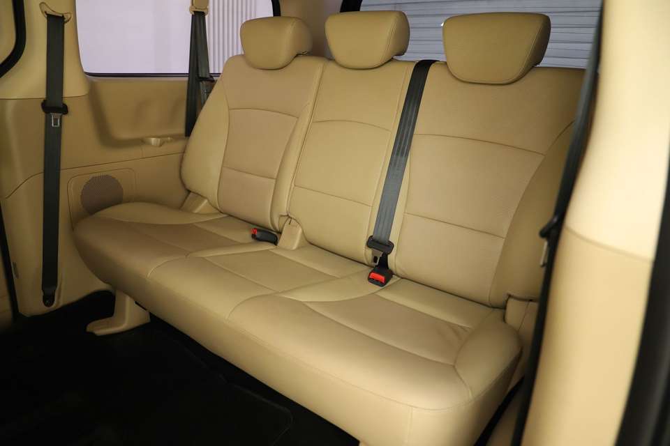 Hyundai H-1 - Imagem 13