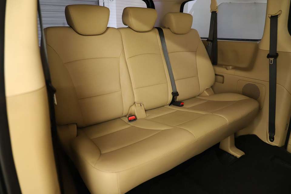 Hyundai H-1 - Imagem 14